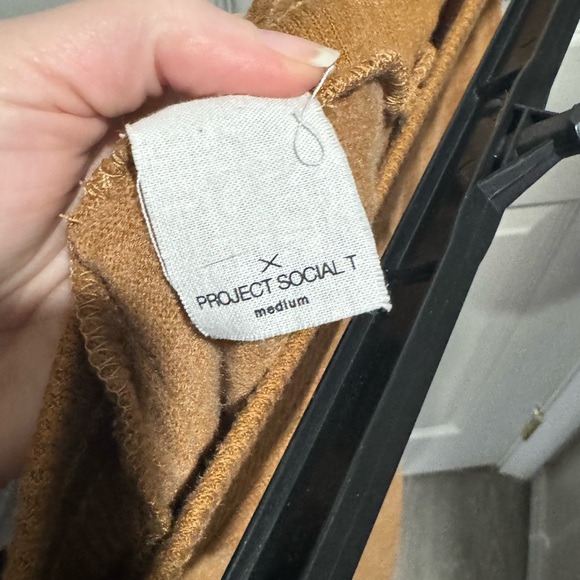 Project Social T crop top and wide leg lounge set size medium - Picture 5 of 8